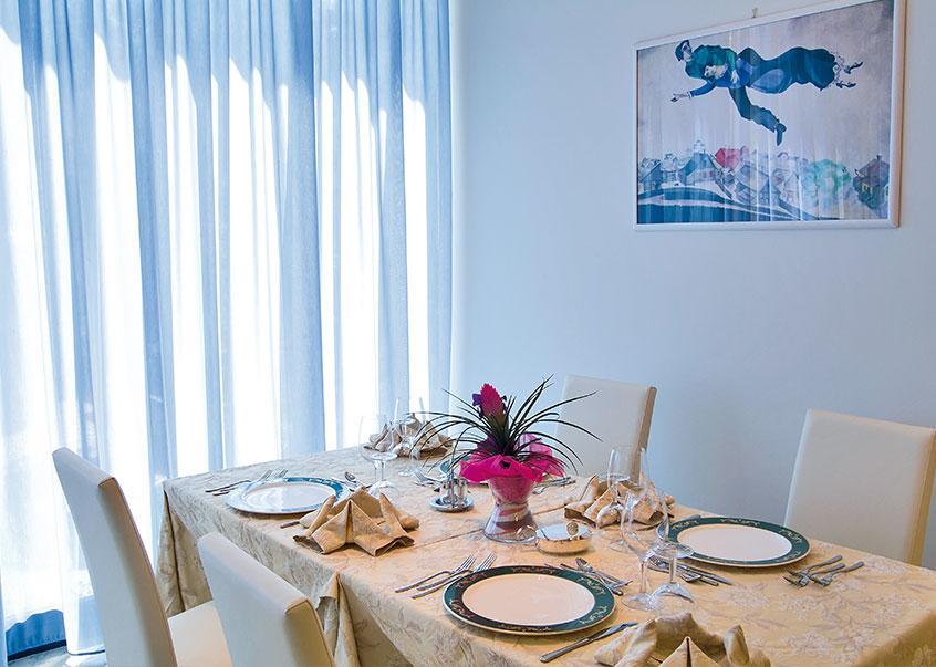 Renzo Hotel تْشيزيناتيكو المظهر الخارجي الصورة