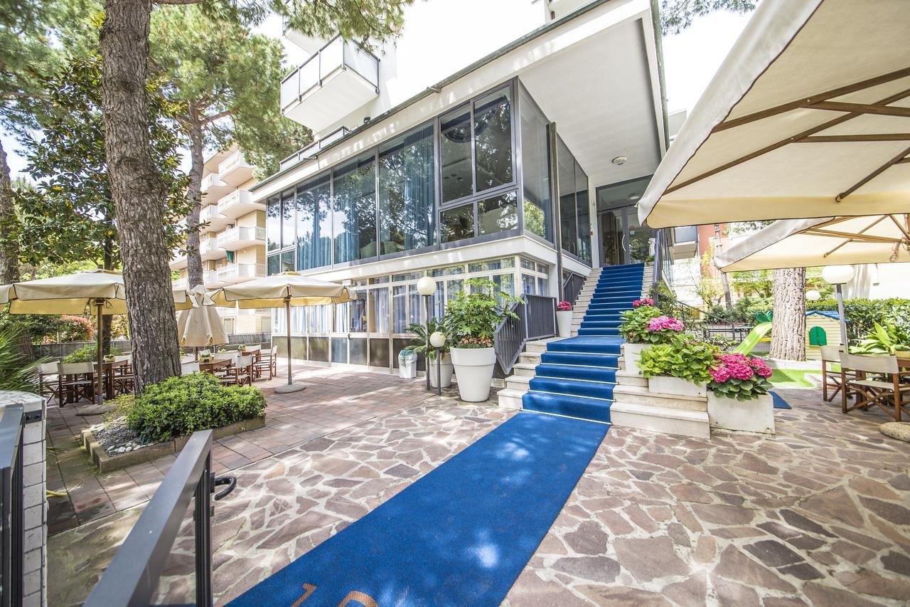 Renzo Hotel تْشيزيناتيكو المظهر الخارجي الصورة