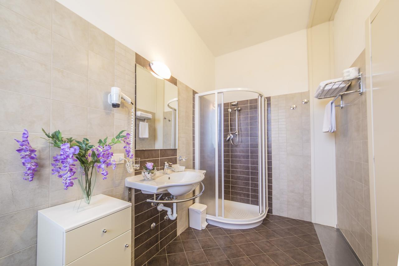 Renzo Hotel تْشيزيناتيكو المظهر الخارجي الصورة