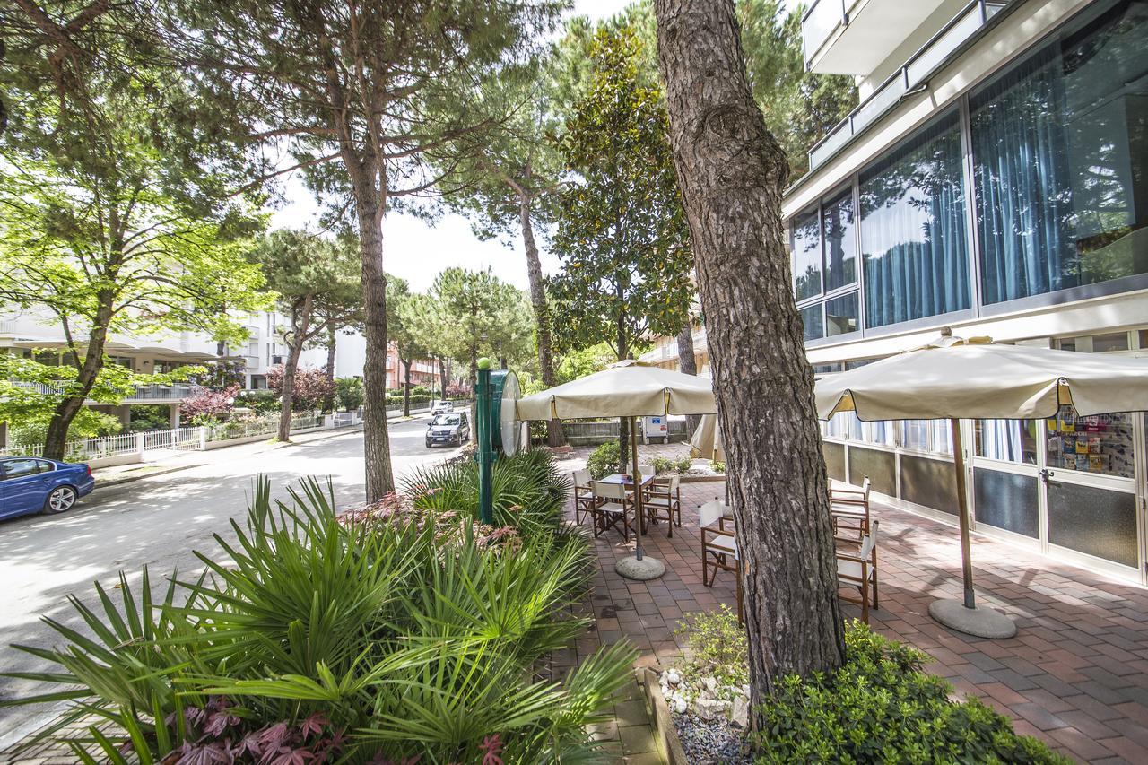 Renzo Hotel تْشيزيناتيكو المظهر الخارجي الصورة